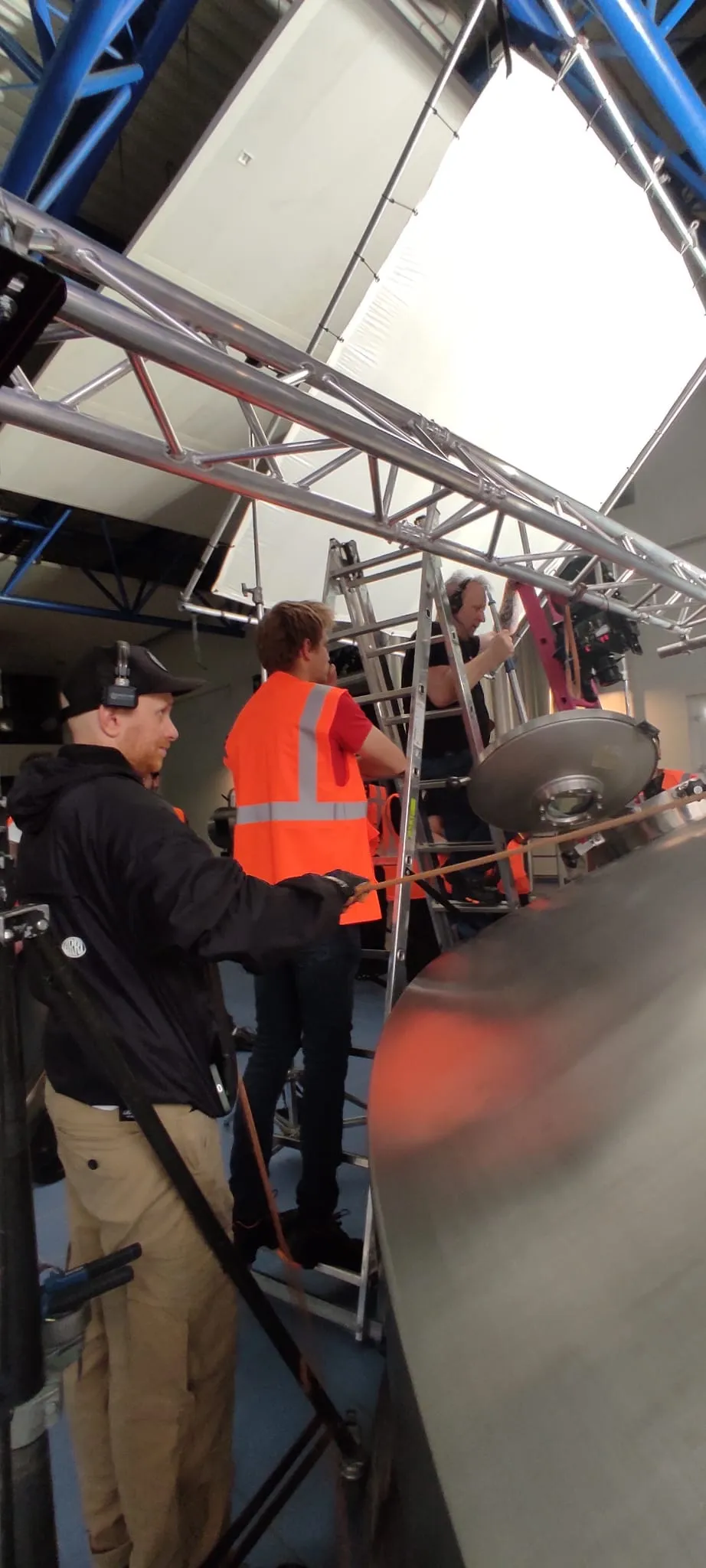 Киностудия с профессиональным грип-оборудованием